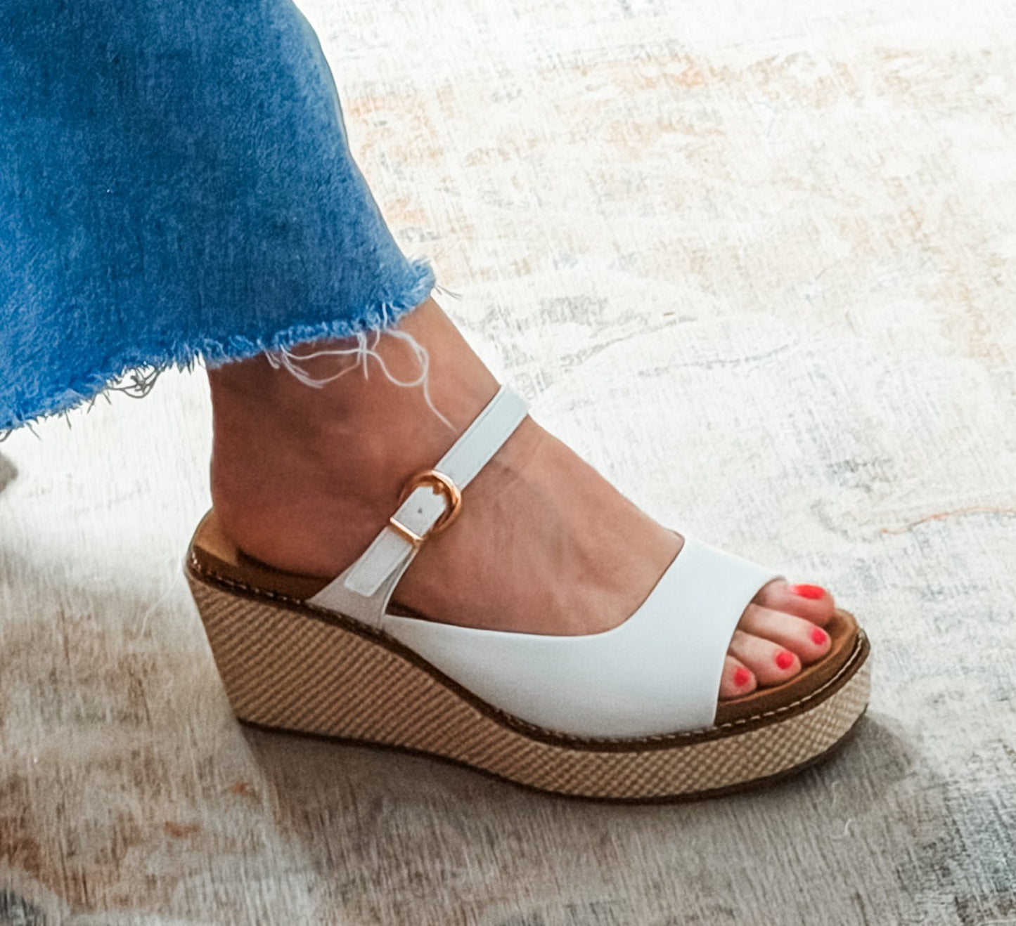 Corkys Treat Yourself Wedge – White
