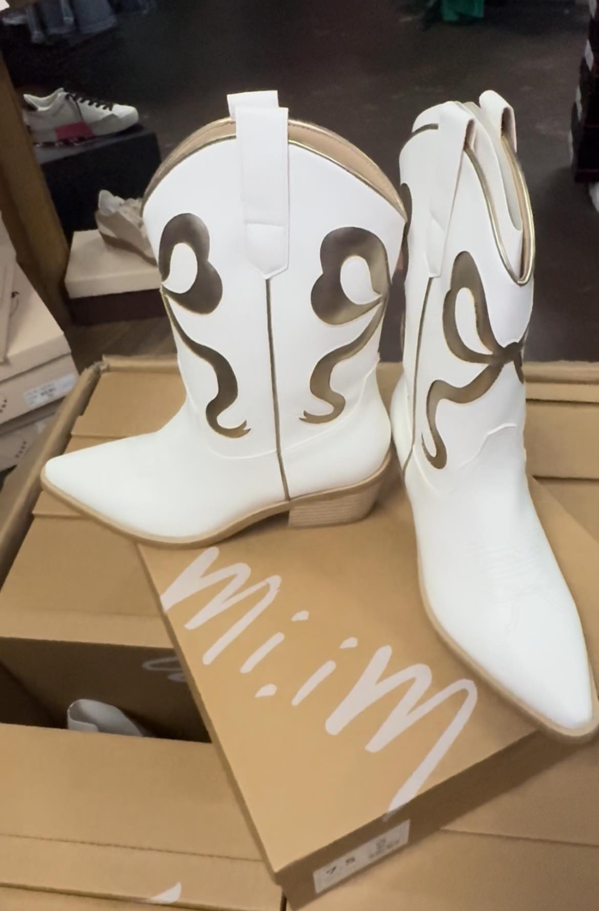 Miriam Ribbon Cut Out Design Coquette Booties - White/Gold