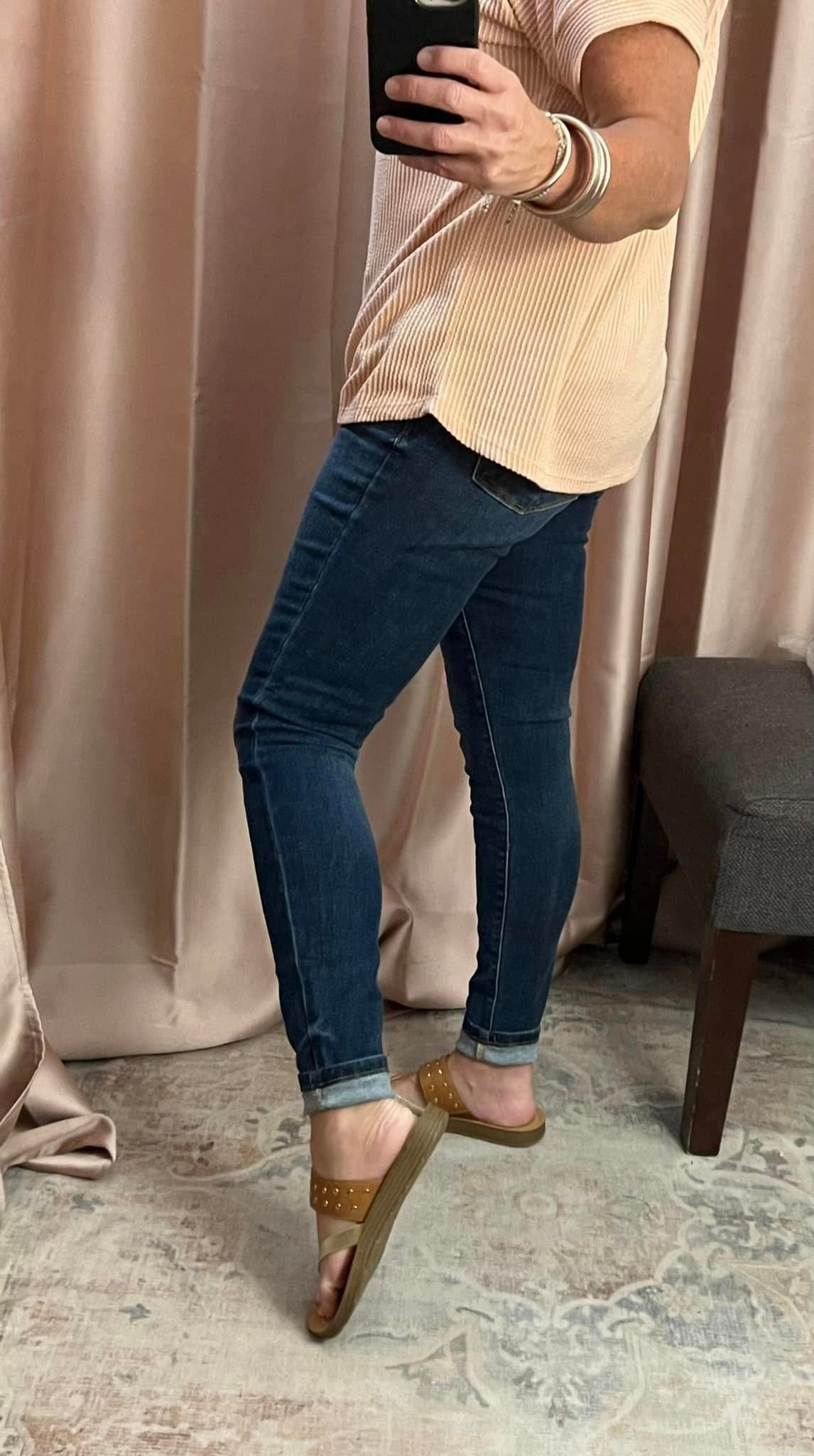 Whiskered Wash Judy Blue Jean