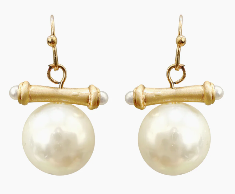 Magnolia Manor Pearl Earrings