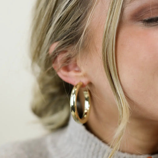 Just Dance Earrings in Gold - Natalie Wood