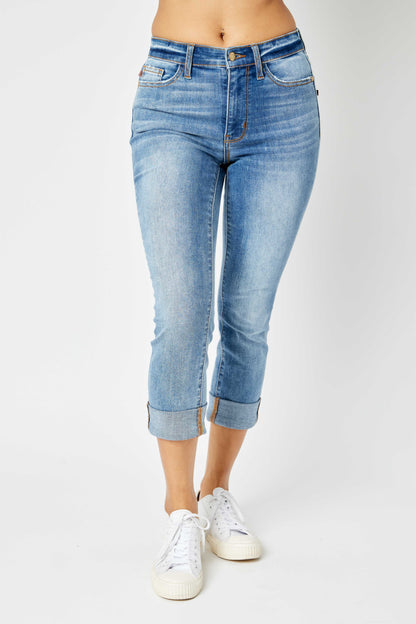 Judy Blue Mid Rise Cuffed Capri