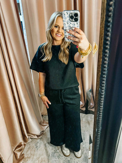 Effortless Set In Black